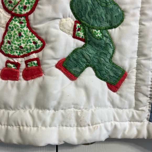 Vintage Dutch Boy and Sun Bonnet Girl Baby Quilt - Picture 5 of 5